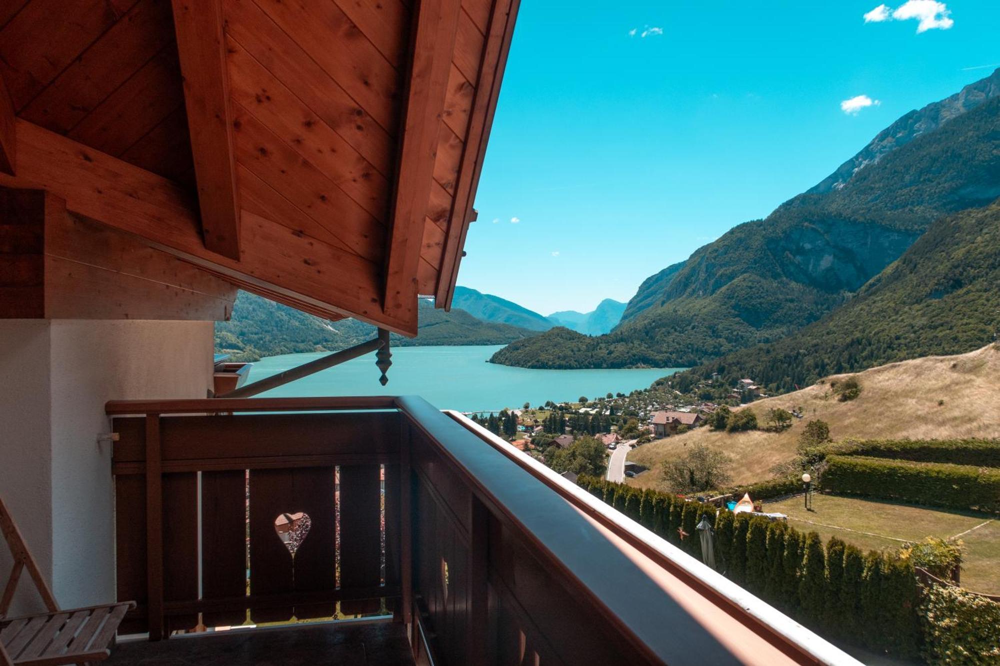 Villa La Dama Del Lago โมลเวโน ภายนอก รูปภาพ